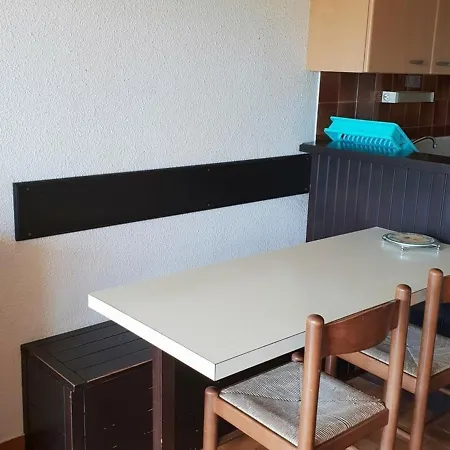 Apartment T2 Avec Piscine Et Parking A 300m De La - Fr-1-388-56