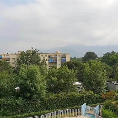 Apartment T2 Avec Piscine Et Parking A 300m De La - Fr-1-388-56